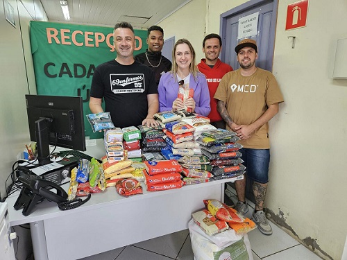 Prefeitura recebe doação de alimentos